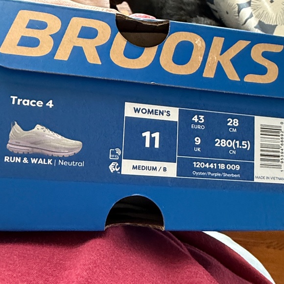 Brooks Trace 4 Tennis shoes - Picture 10 of 10